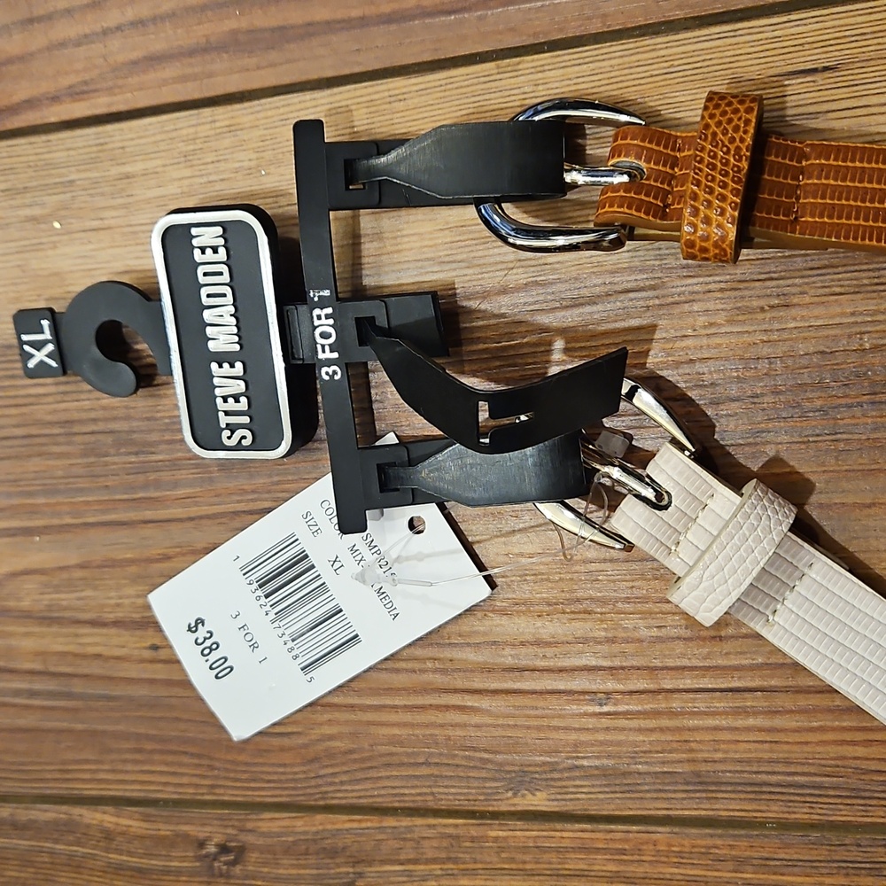 Steve Madden white and brown belts